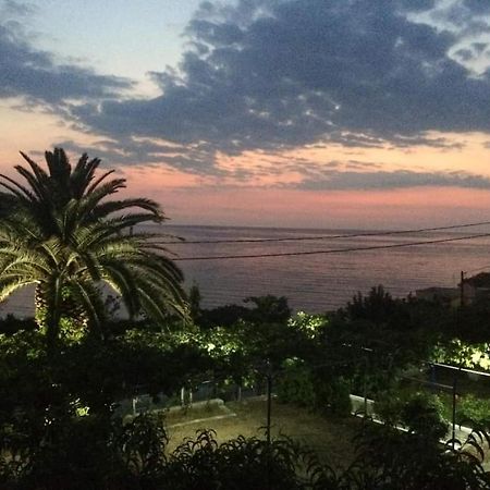 Hotel Kinira ภายนอก รูปภาพ